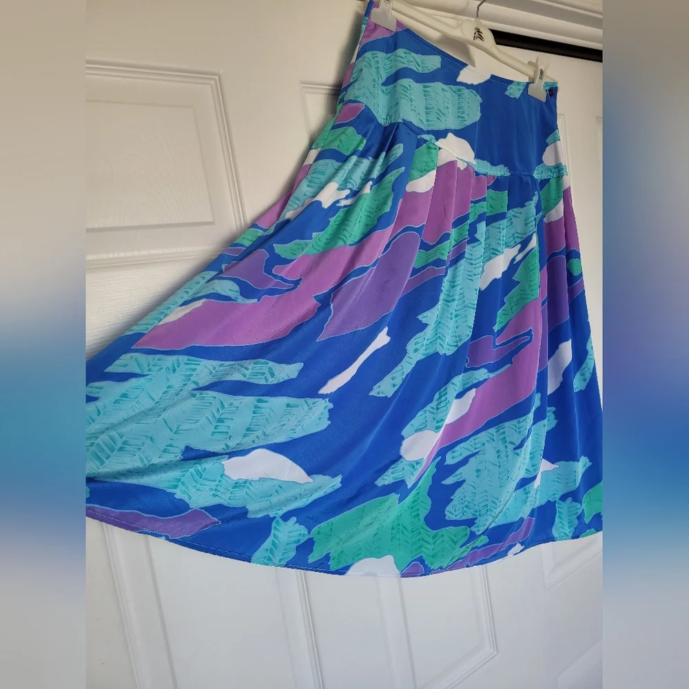 Malia Women's Flowy Skirt Colorful Aqua Watercolor Silky Polyester Buttons 8 - Picture 2 of 12